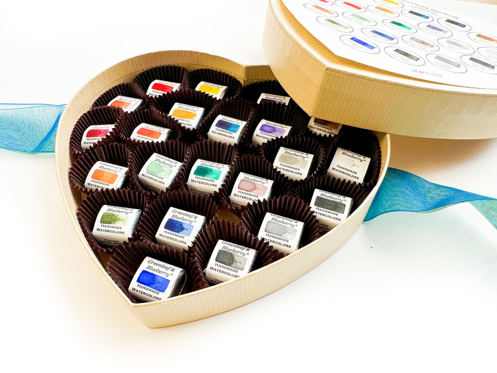 Heart-Shaped Watercolor Box - BROWN BOX