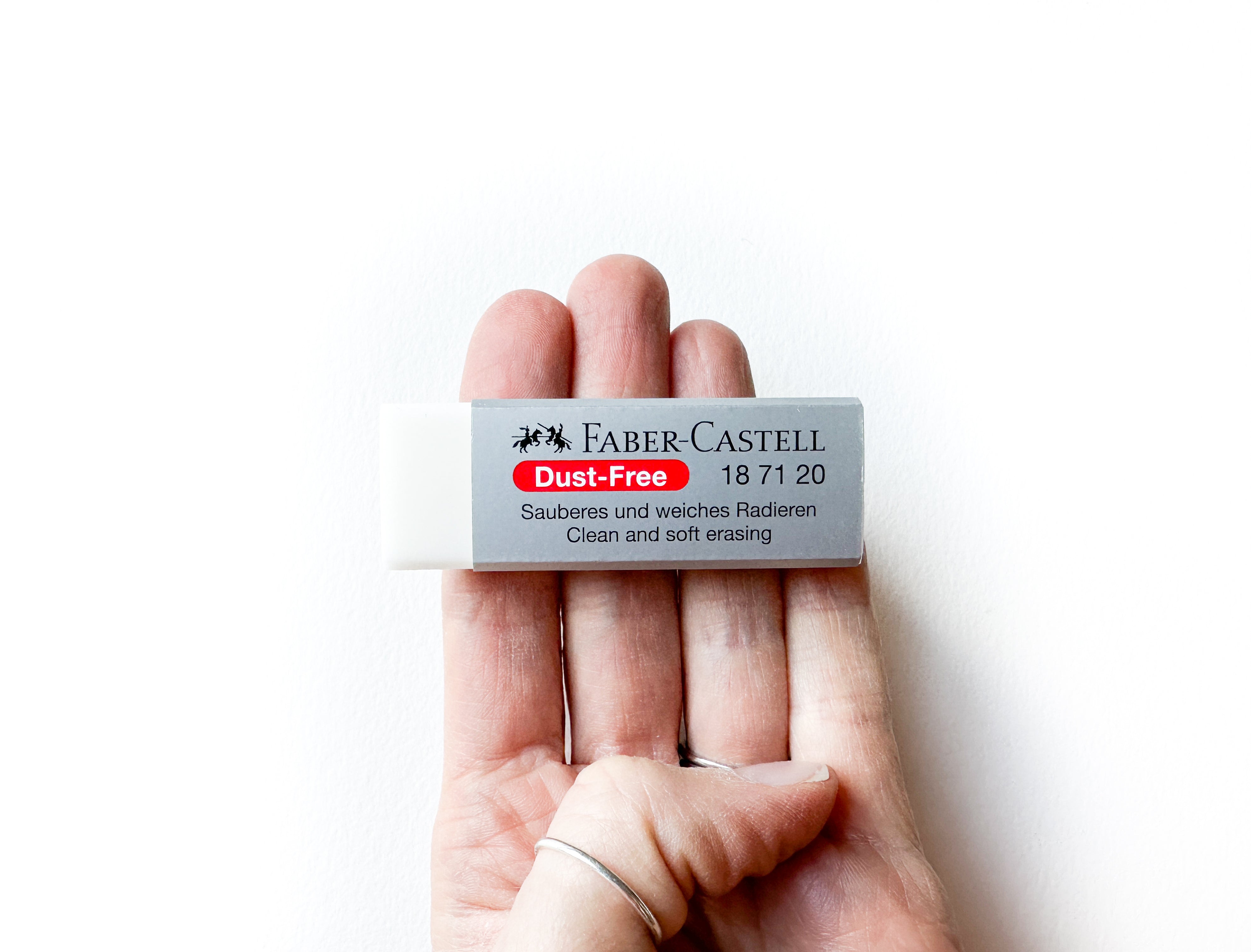 Dust-Free Vinyl Art Eraser, White - 2 Pack - #187120 – Faber-Castell USA